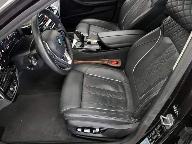 2019 BMW 5 серии с пробегом 53 354 км