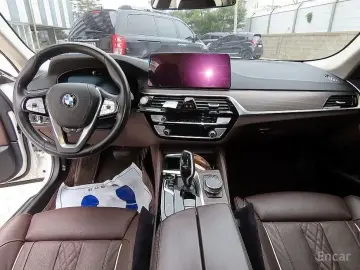 2021 BMW 5 серии с пробегом 73 361 км