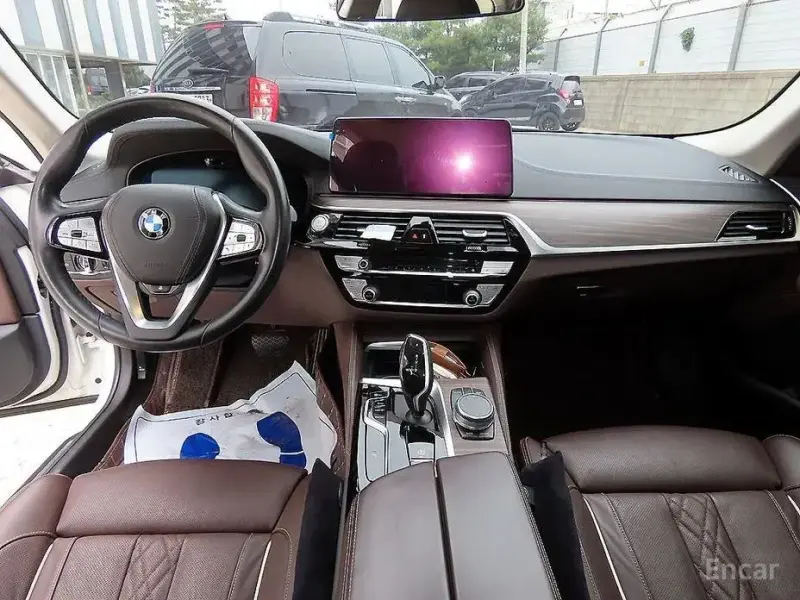 2021 BMW 5 серии с пробегом 73 361 км