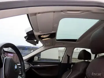2021 BMW 5 серии с пробегом 73 361 км