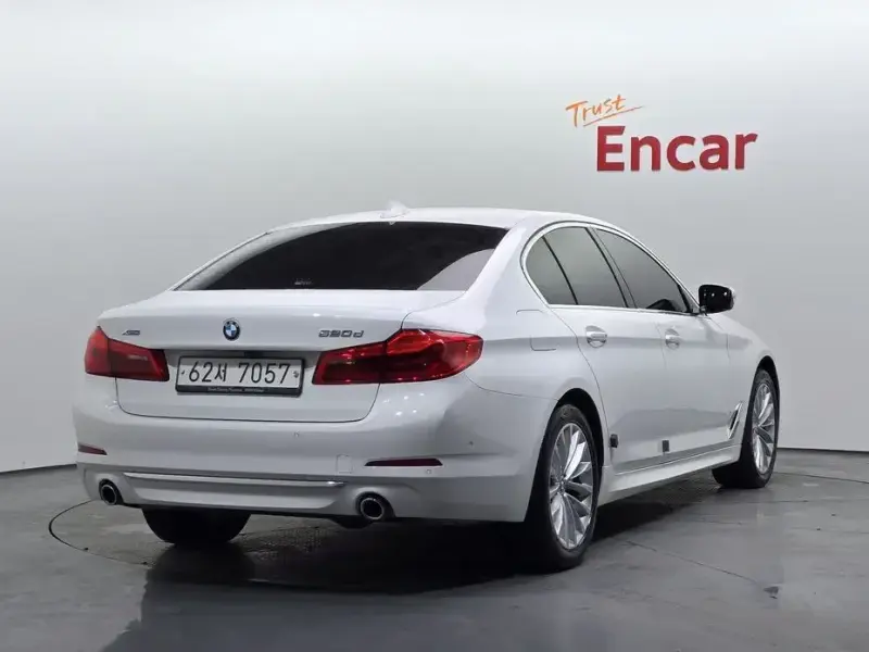 2018 BMW 5 серии с пробегом 98 335 км