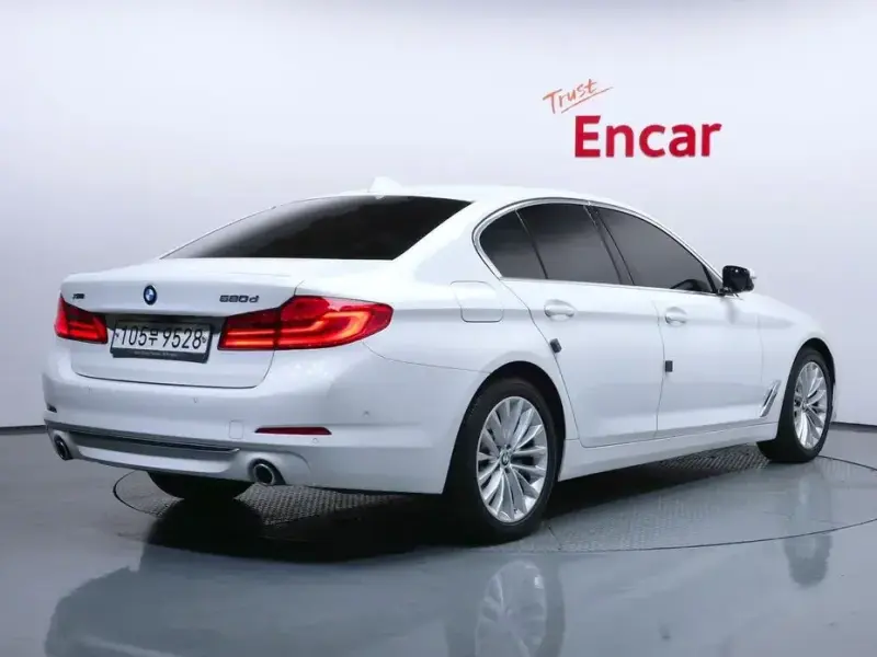 2020 BMW 5 серии с пробегом 116 016 км