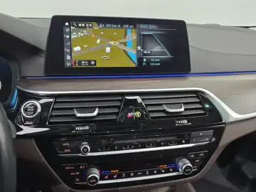 2018 BMW 5 серии с пробегом 98 335 км