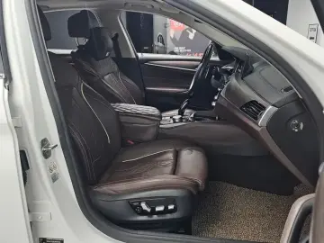 2018 BMW 5 серии с пробегом 96 556 км