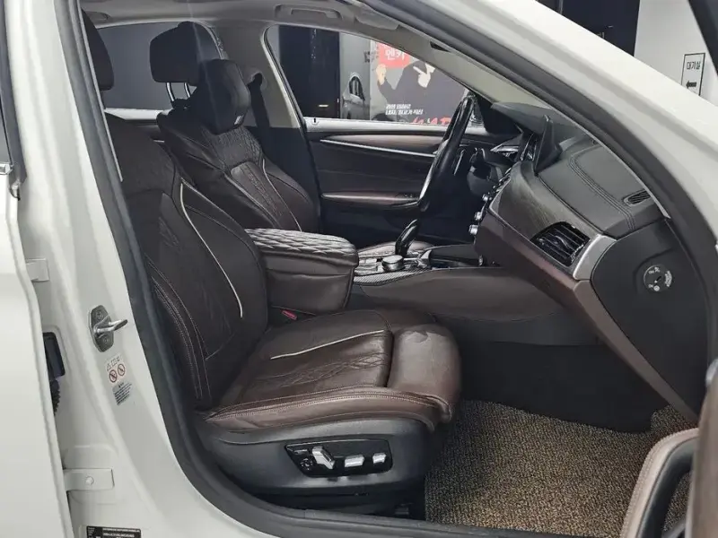 2018 BMW 5 серии с пробегом 96 556 км