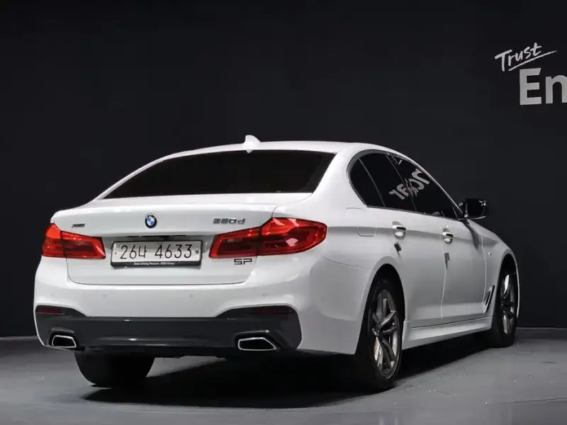 2018 BMW 5 серии с пробегом 140 699 км