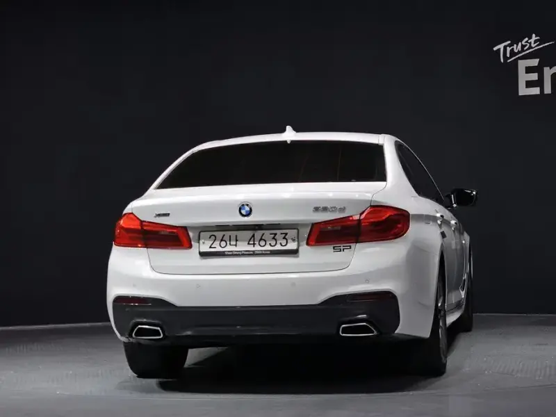 2018 BMW 5 серии с пробегом 140 699 км