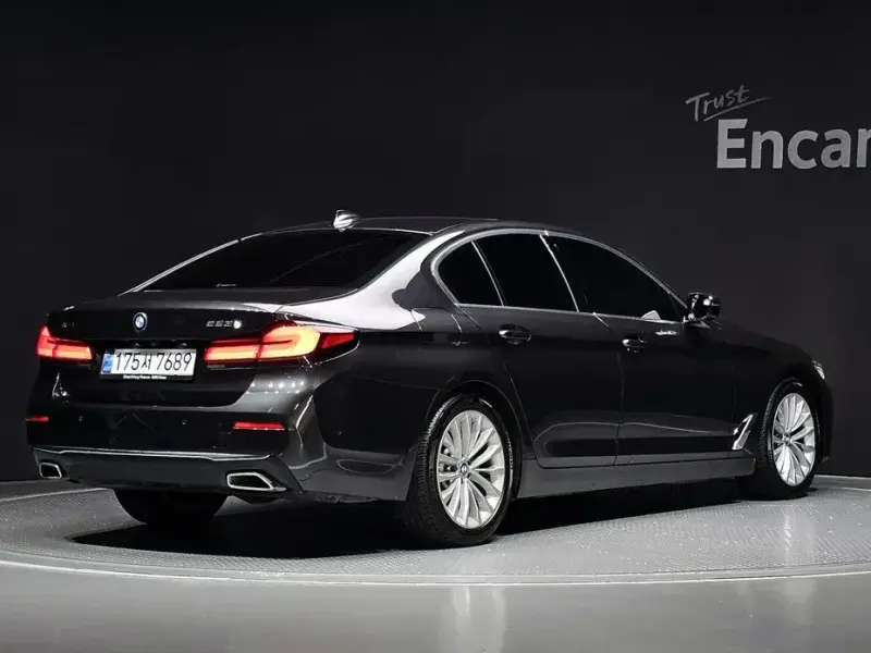 2020 BMW 5 серии с пробегом 76 862 км