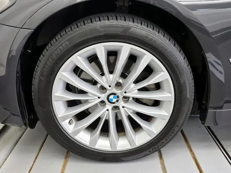 2020 BMW 5 серии с пробегом 76 862 км