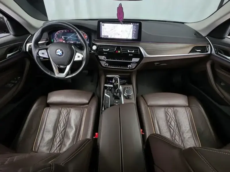 2020 BMW 5 серии с пробегом 76 862 км