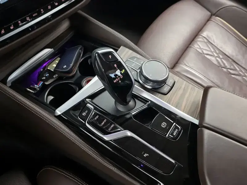 2020 BMW 5 серии с пробегом 76 862 км