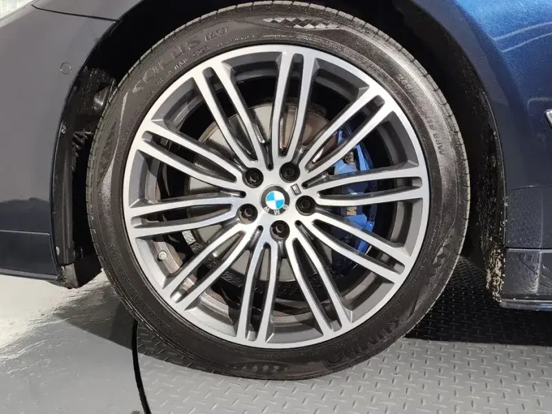 2018 BMW 5 серии с пробегом 141 819 км
