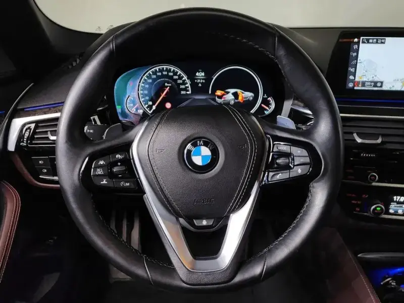 2018 BMW 5 серии с пробегом 141 819 км