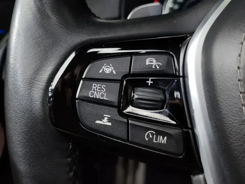2018 BMW 5 серии с пробегом 141 819 км