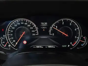 2018 BMW 5 серии с пробегом 93 619 км
