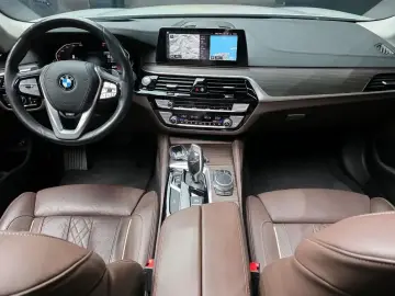 2020 BMW 5 серии с пробегом 83 624 км