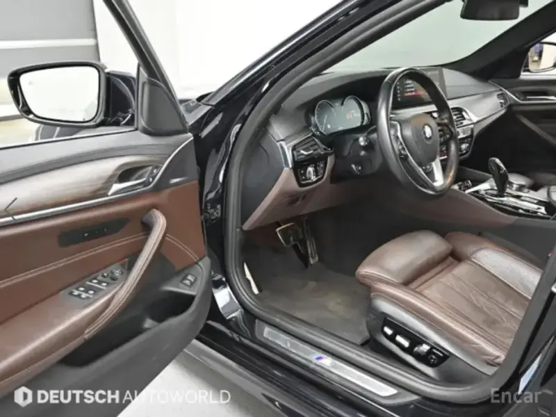 2018 BMW 5 серии с пробегом 111 024 км