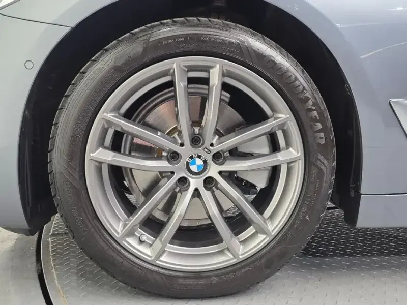 2018 BMW 5 серии с пробегом 65 670 км