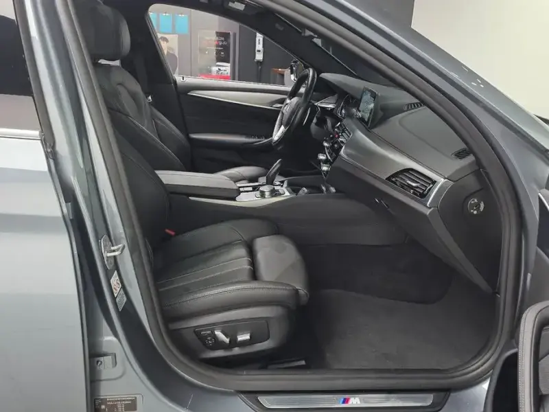 2018 BMW 5 серии с пробегом 65 670 км