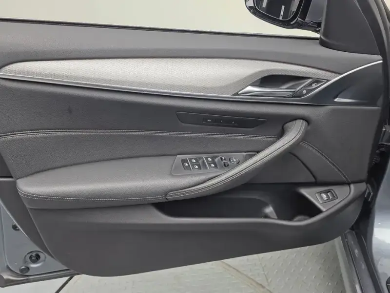 2018 BMW 5 серии с пробегом 65 670 км