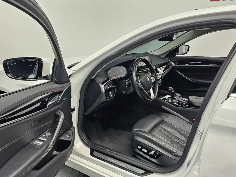 2019 BMW 5 серии с пробегом 102 053 км