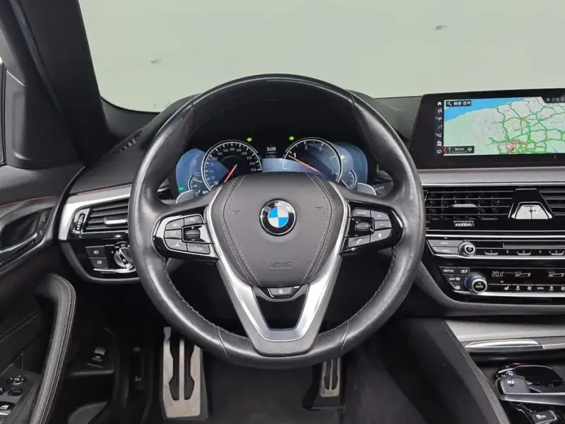 2018 BMW 5 серии с пробегом 65 670 км