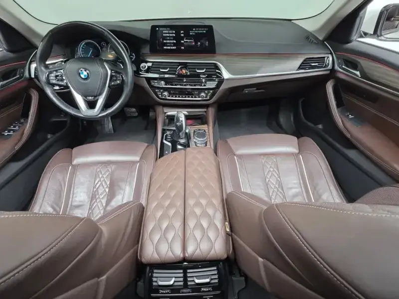 2018 BMW 5 серии с пробегом 124 225 км