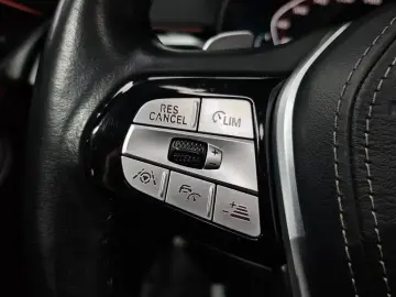 2019 BMW 5 серии с пробегом 102 053 км