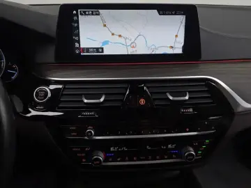 2018 BMW 5 серии с пробегом 124 225 км