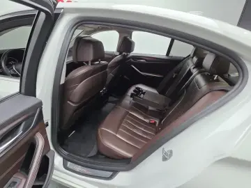 2018 BMW 5 серии с пробегом 124 225 км