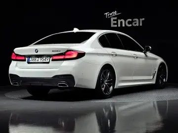 2021 BMW 5 серии с пробегом 128 493 км