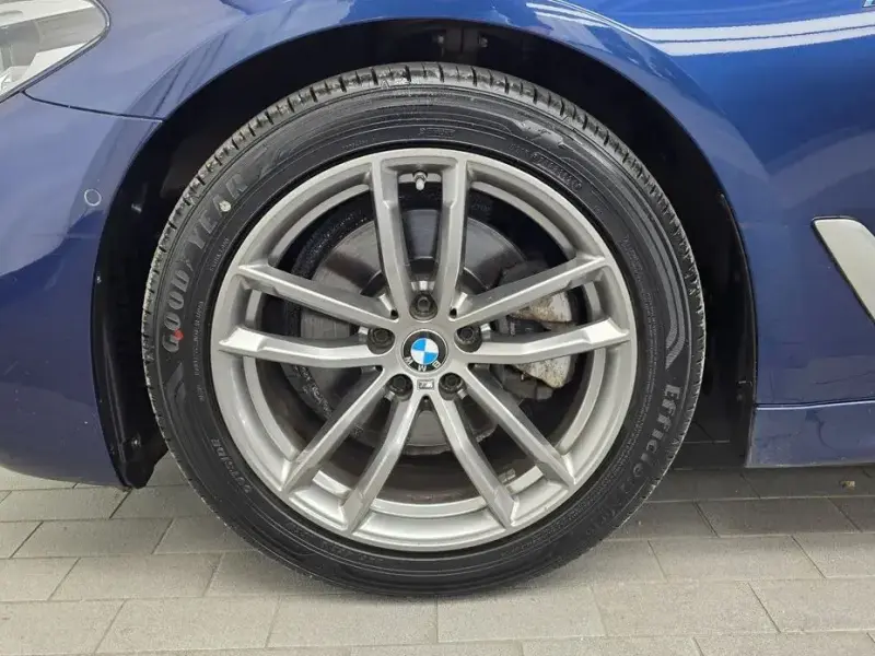 2019 BMW 5 серии с пробегом 120 725 км
