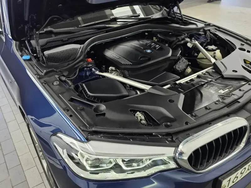 2019 BMW 5 серии с пробегом 120 725 км