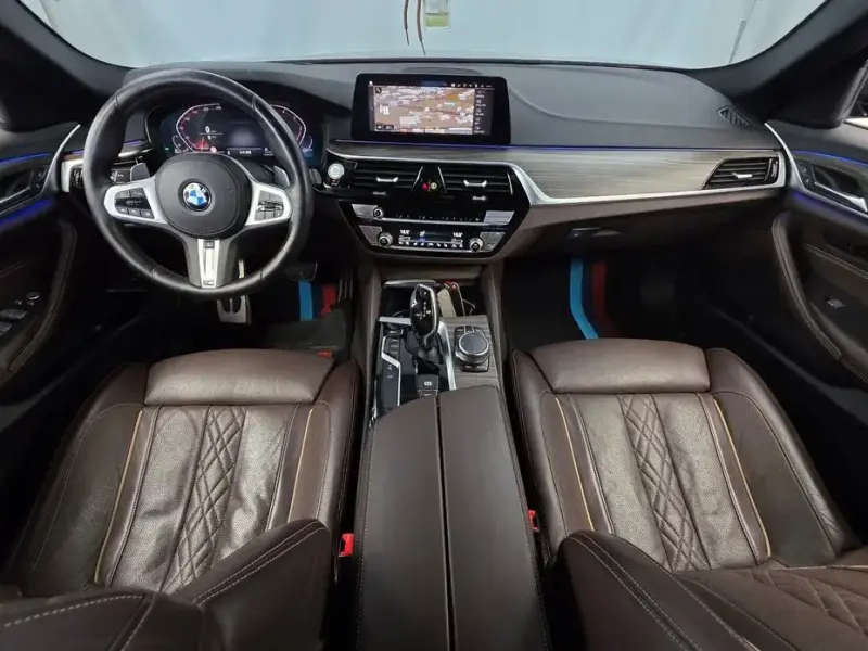 2019 BMW 5 серии с пробегом 120 725 км
