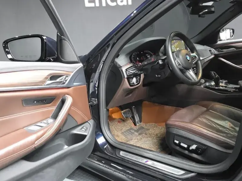 2020 BMW 5 серии с пробегом 85 341 км