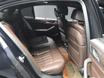 2020 BMW 5 серии с пробегом 85 341 км