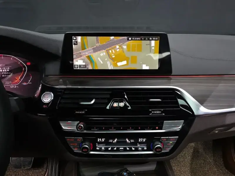 2020 BMW 5 серии с пробегом 85 341 км