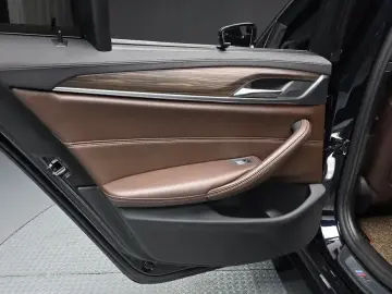 2020 BMW 5 серии с пробегом 85 341 км