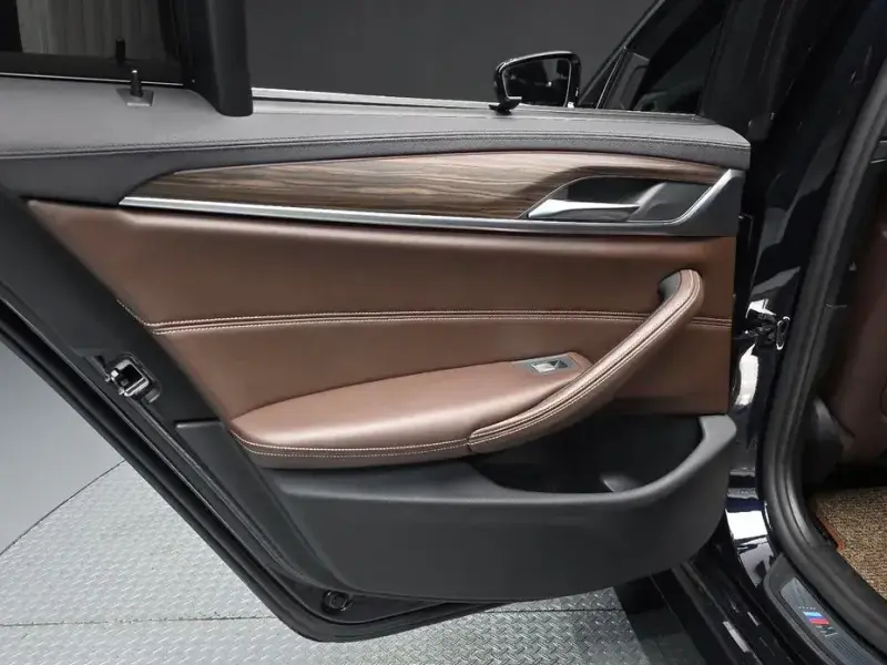 2020 BMW 5 серии с пробегом 85 341 км