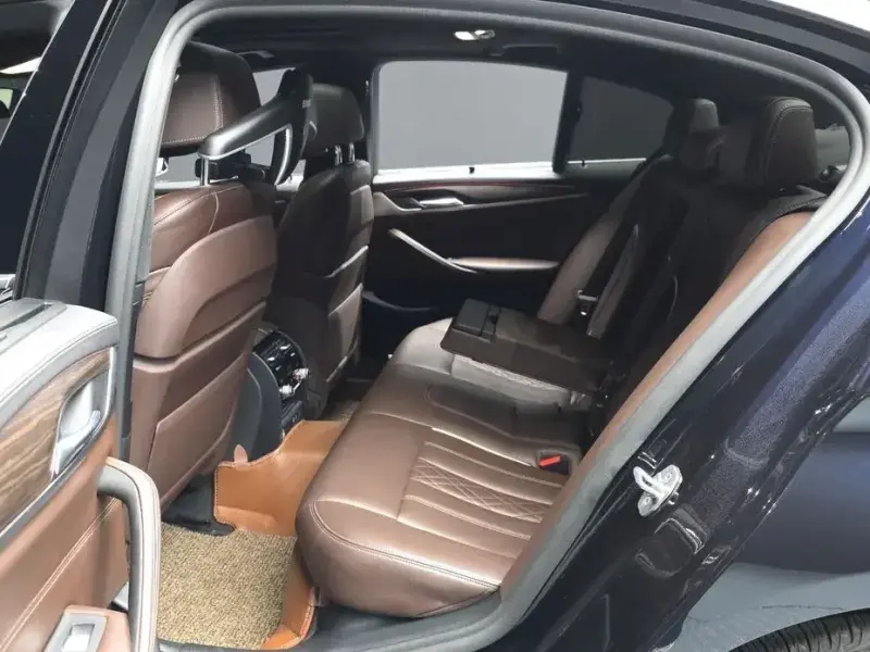 2020 BMW 5 серии с пробегом 85 341 км