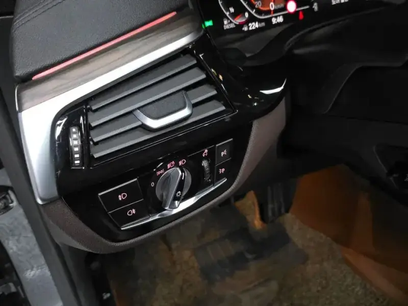 2020 BMW 5 серии с пробегом 85 341 км