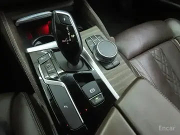 2020 BMW 5 серии с пробегом 80 000 км