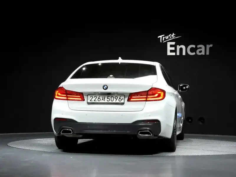 2020 BMW 5 серии с пробегом 60 364 км
