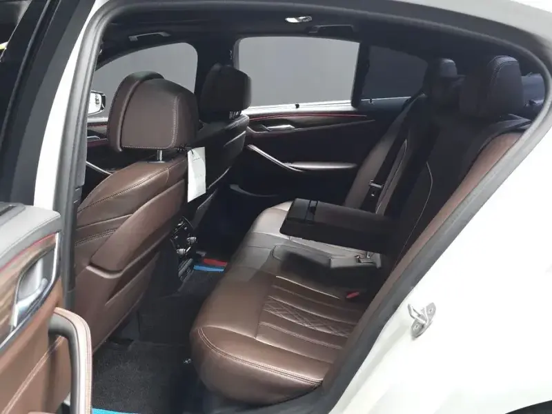 2020 BMW 5 серии с пробегом 60 364 км