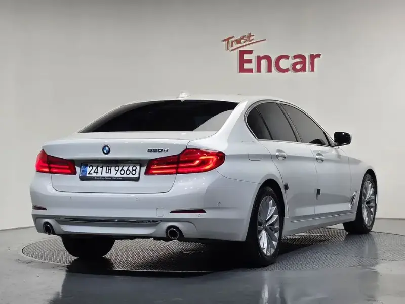 2019 BMW 5 серии с пробегом 81 773 км