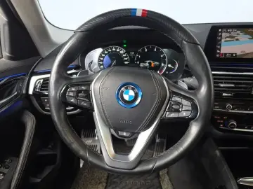 2019 BMW 5 серии с пробегом 81 773 км
