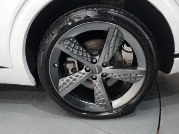 2022 Genesis GV70 с пробегом 94 154 км