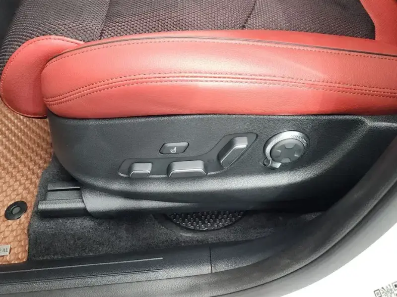 2022 Genesis GV70 с пробегом 94 154 км