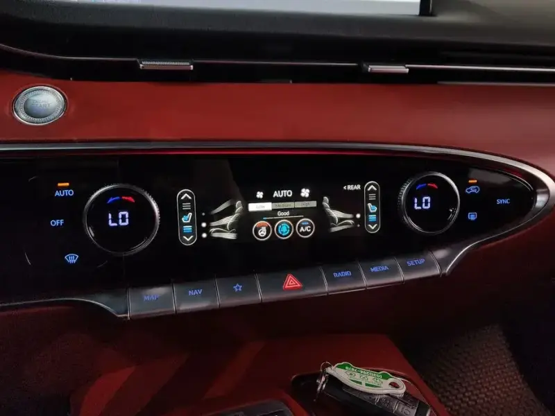 2022 Genesis GV70 с пробегом 94 154 км