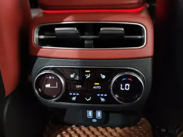 2022 Genesis GV70 с пробегом 94 154 км